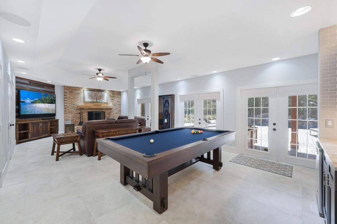 6036 Cedar Tree Ln, Naples, FL 34116