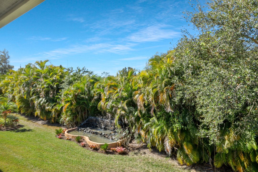 2360 Hidden Lake Ct #10, Naples, FL 34112