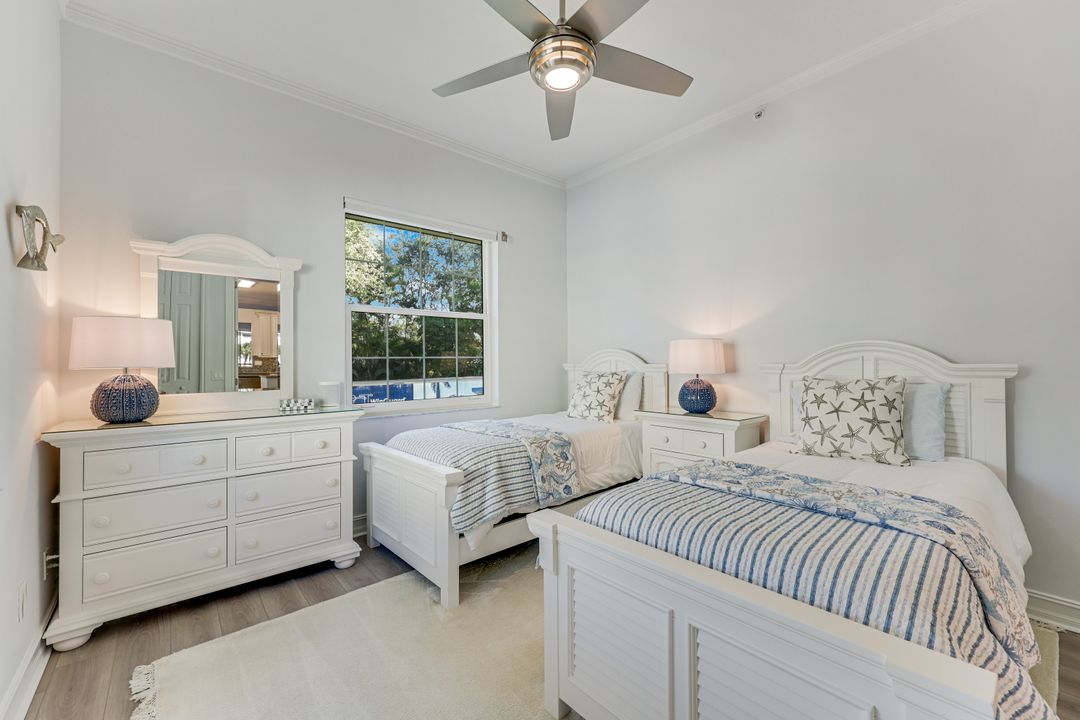 805 Bentwater Cir #104, Naples, FL 34108