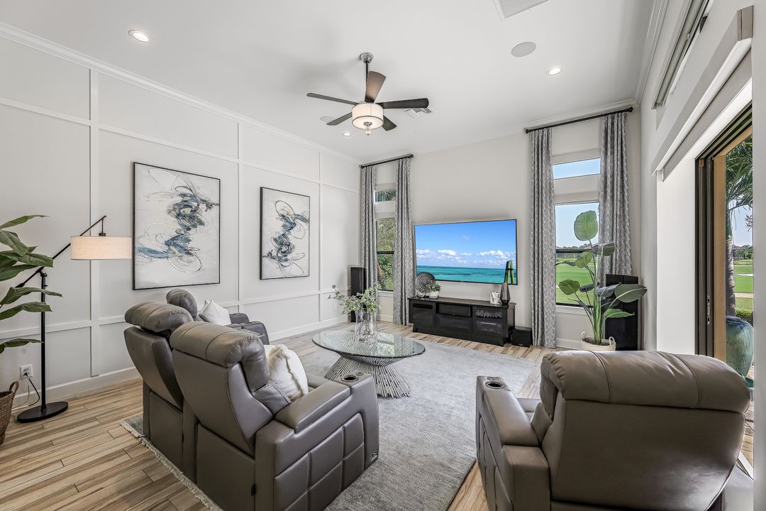 9071 Sorreno Ct, Naples, FL 34119