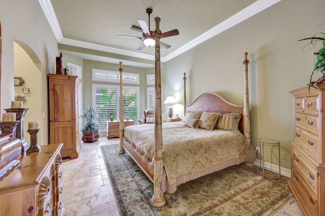 3352 Montara Dr, Bonita Springs, FL 34134