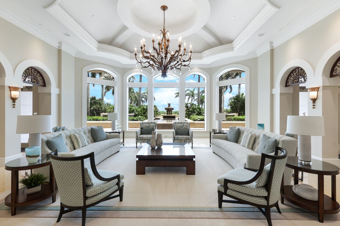 1060 Borghese Ln #902, Naples, FL 34114