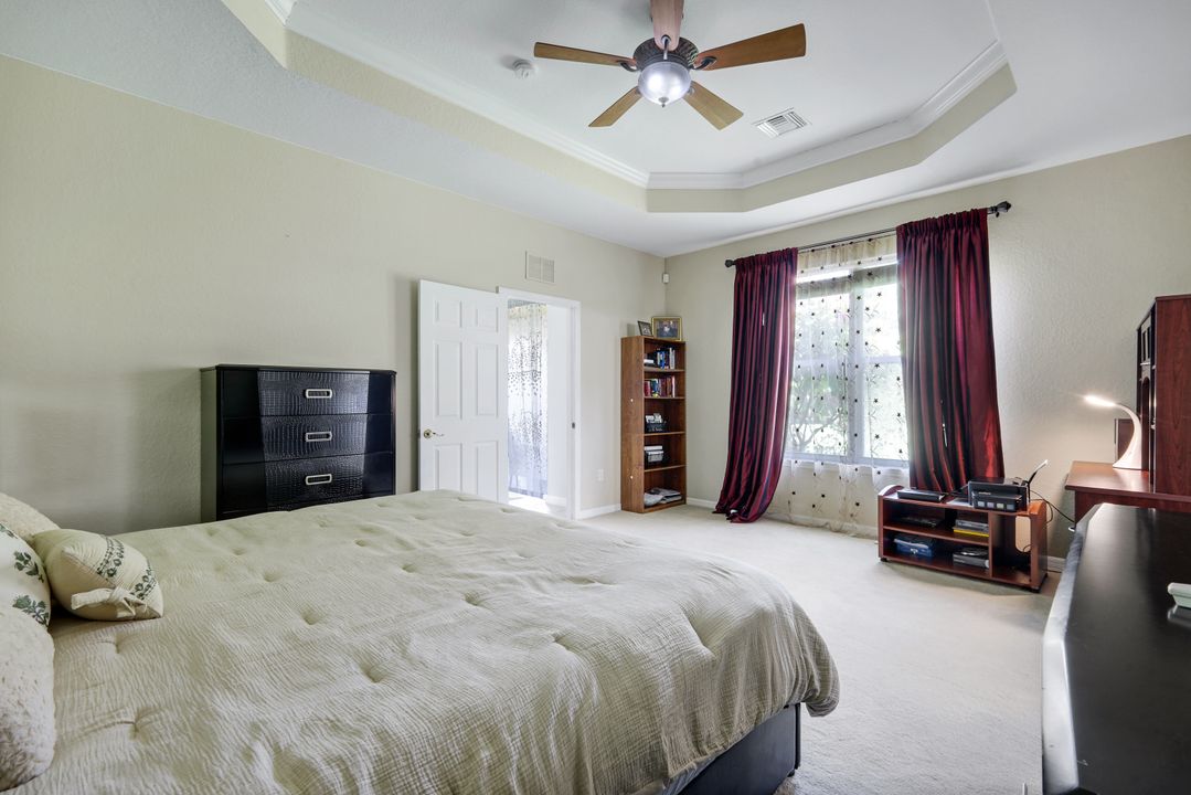 9830 Mar Largo Cir, Fort Myers, FL 33919