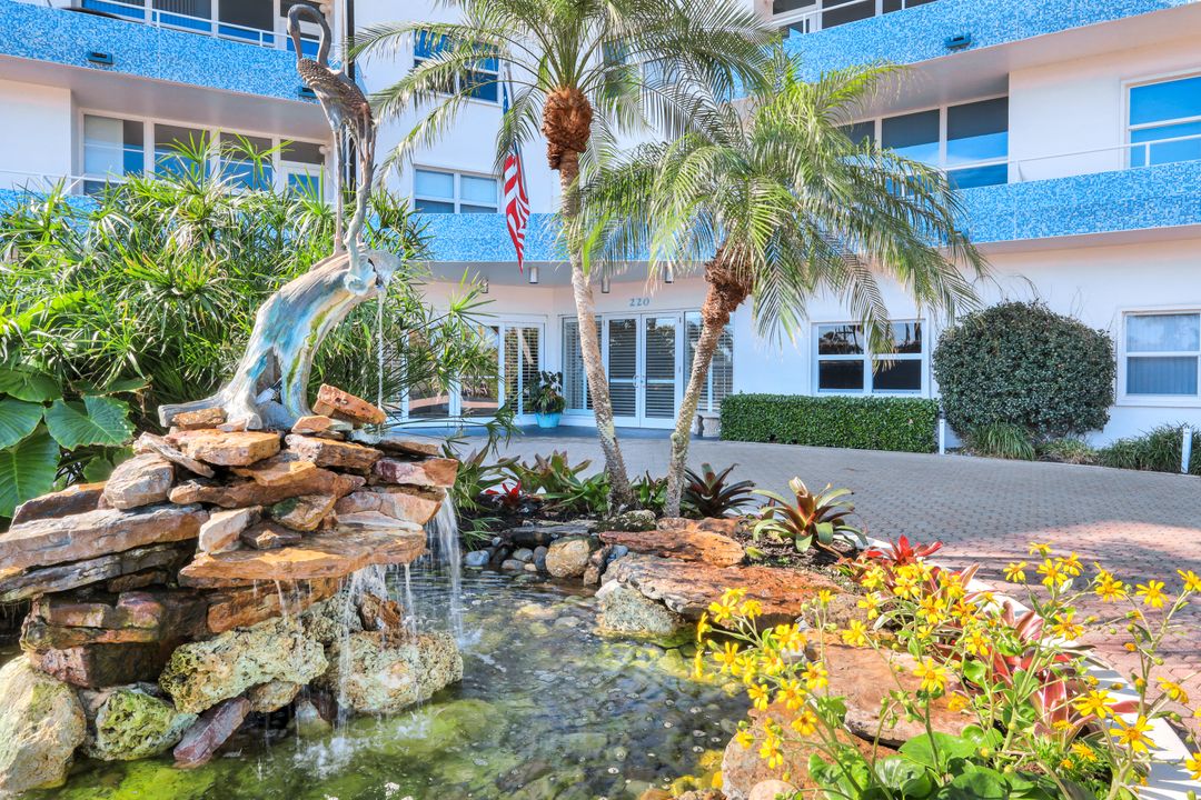 220 Seaview Ct #613, Marco Island, FL 34145