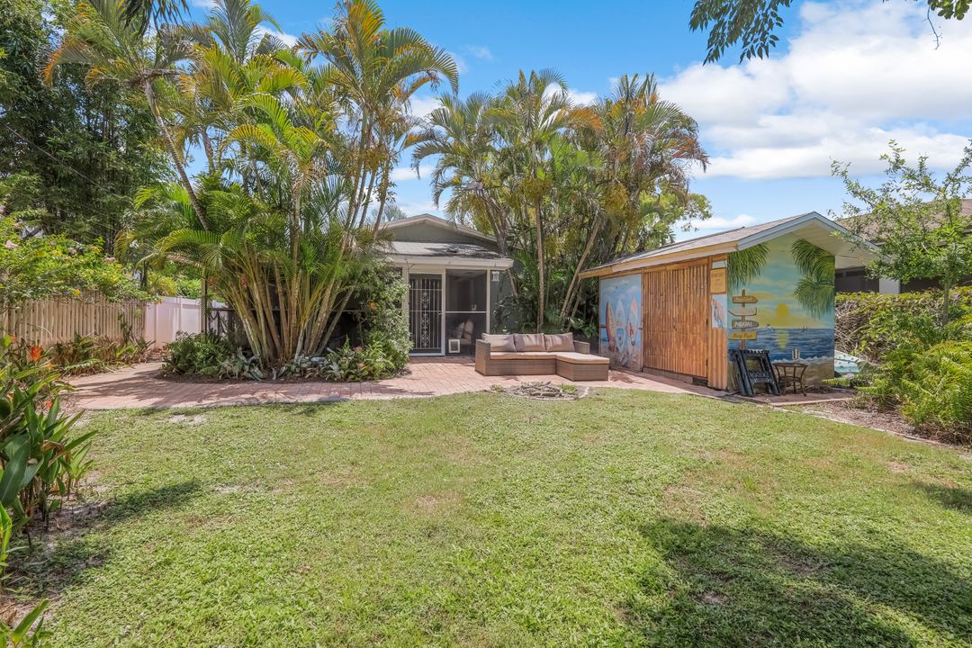 791 96th Ave N, Naples, FL 34108