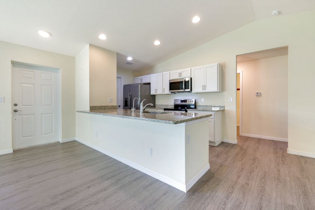 5038 SE Tradewinds Cir, LaBelle, FL 33935