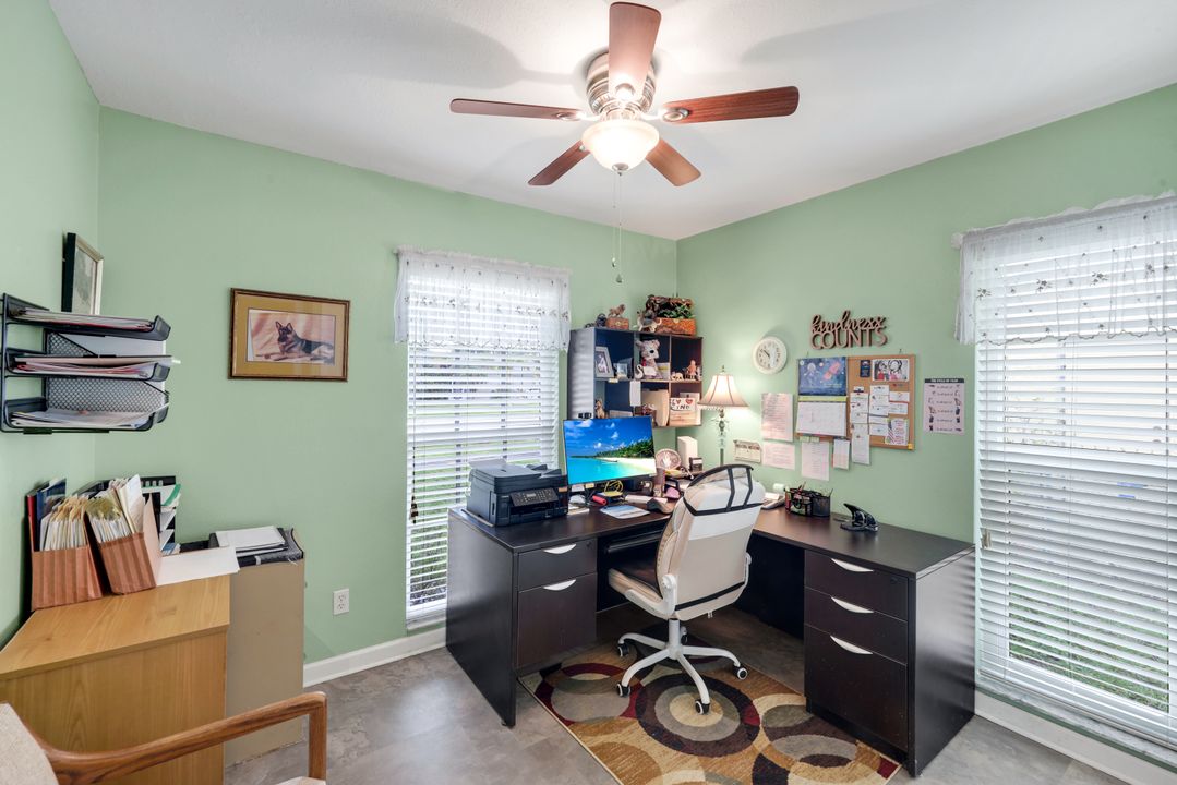 954 Jolly Rd, North Fort Myers, FL 33903