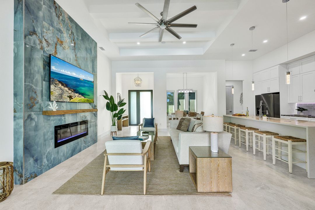 23 NE 8th Terrace, Cape Coral, FL 33909