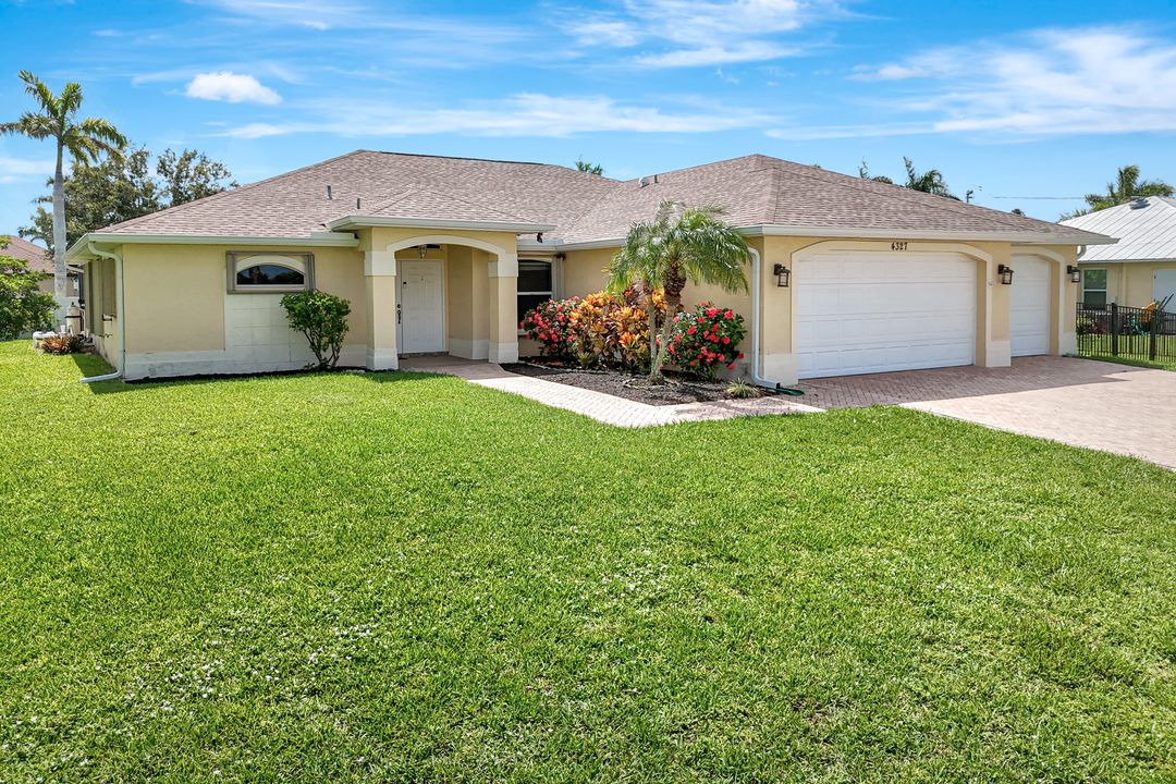 4327 SW 19th Ave, Cape Coral, FL 33914
