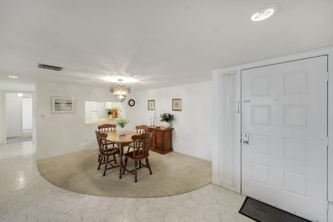 848 Collier Ct #304, Marco Island, FL 34145