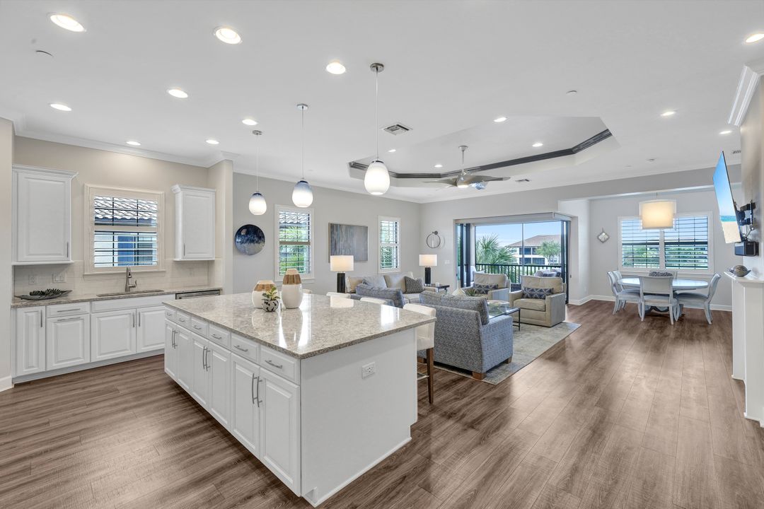 9678 Montelanico Loop  #201, Naples, FL 34119