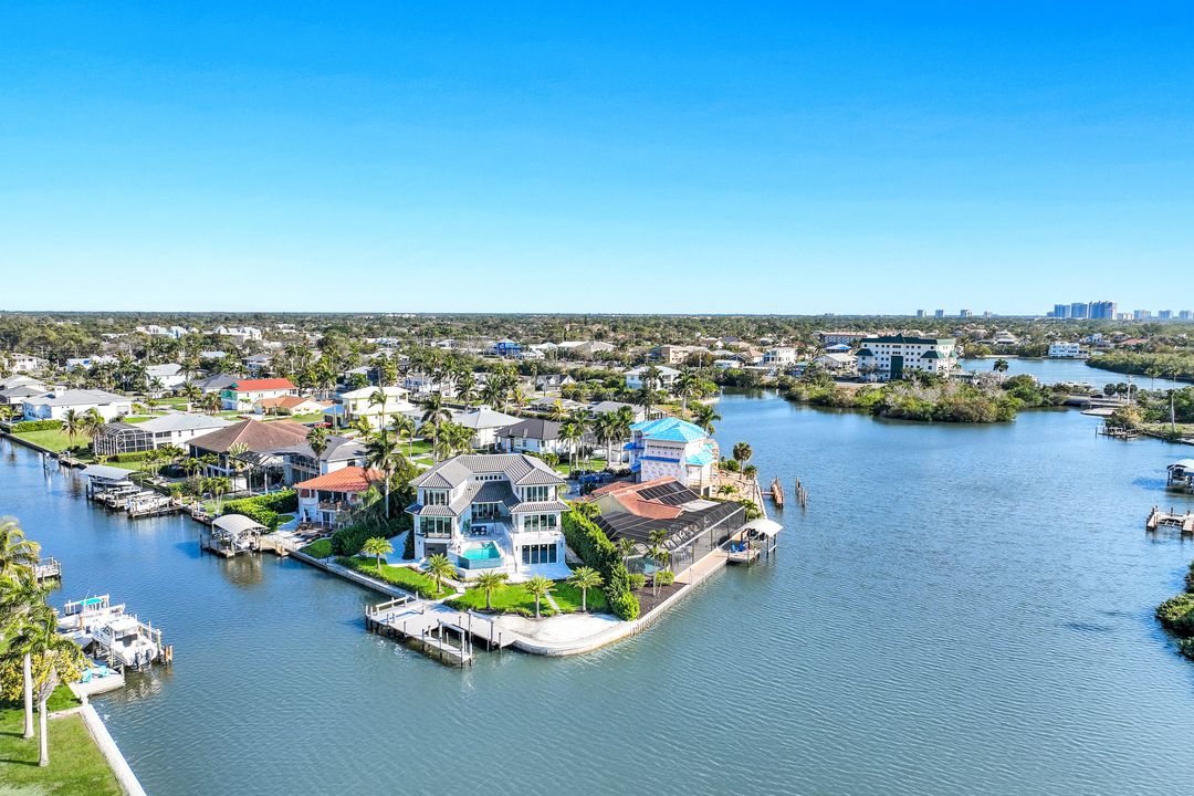 4806 Regal Dr, Bonita Springs, FL 34134