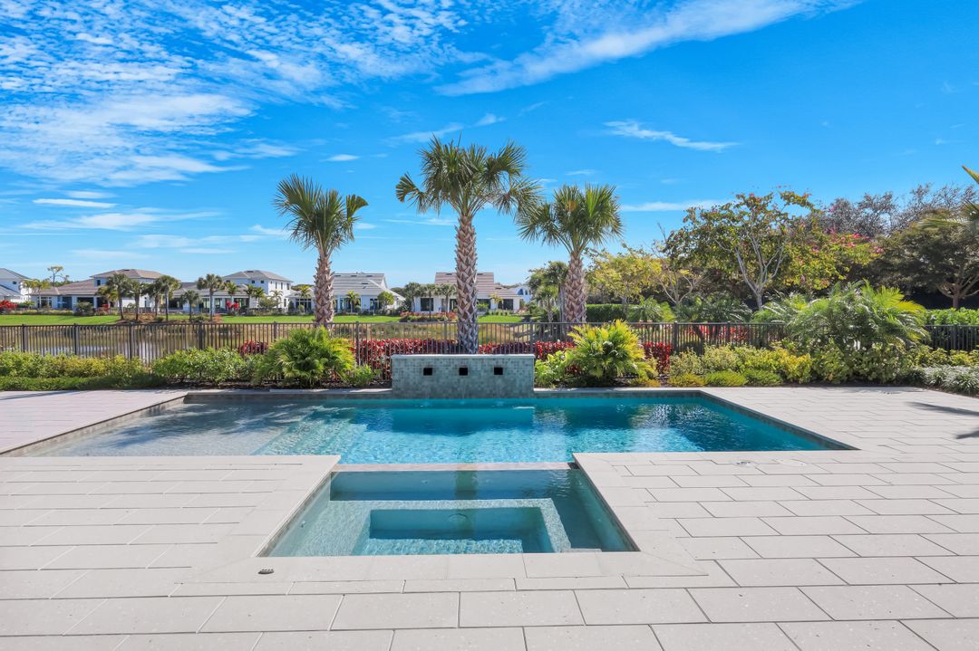 16728 Enclave Cir, Naples, FL 34110