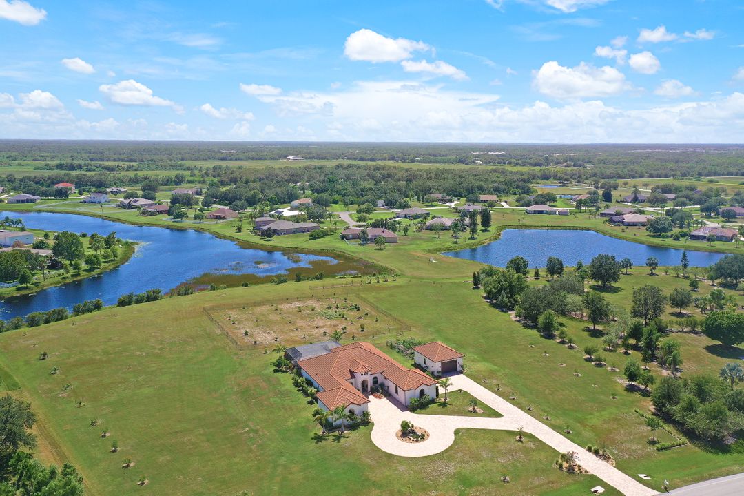 18015 Coyote Creek Ct, Parrish, FL 34219