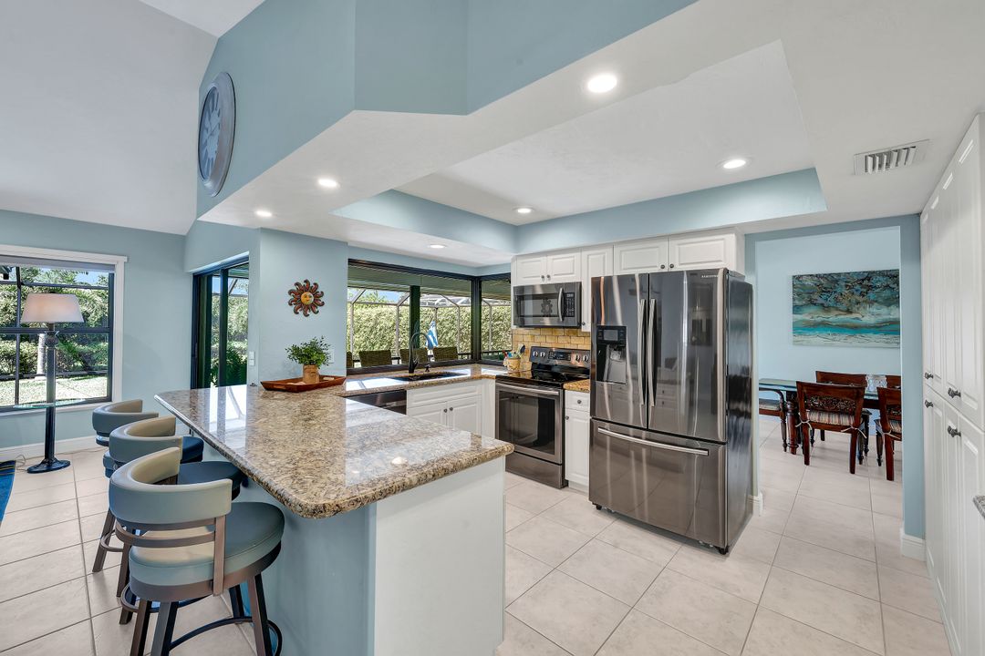 568 Elk Cir, Marco Island, FL 34145
