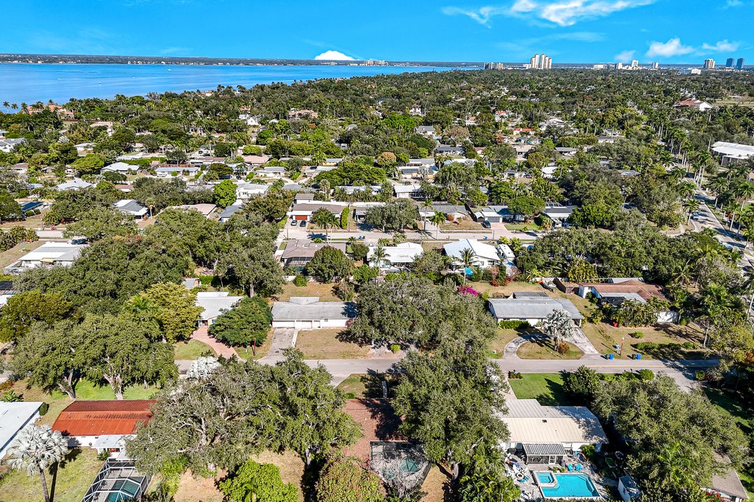 1334 Vesper Dr, Fort Myers, FL 33901