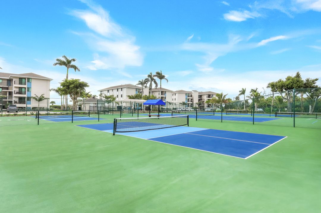 1785 Middle Gulf Dr, Sanibel, FL 33957