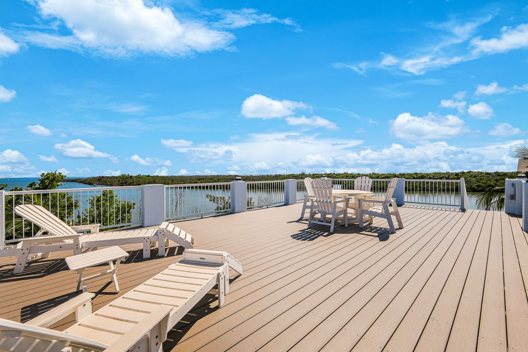16211 Captiva Dr, Captiva, FL 33924