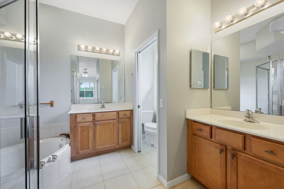 6504 Castlelawn Pl, Naples, FL 34113