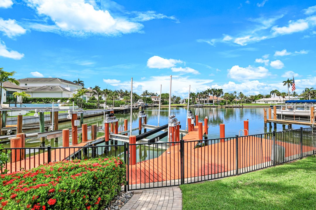 384 Mooring Line Dr, Naples, FL 34102