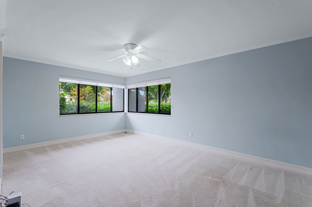 545 Lake Louise Cir #104, Naples, FL 34110