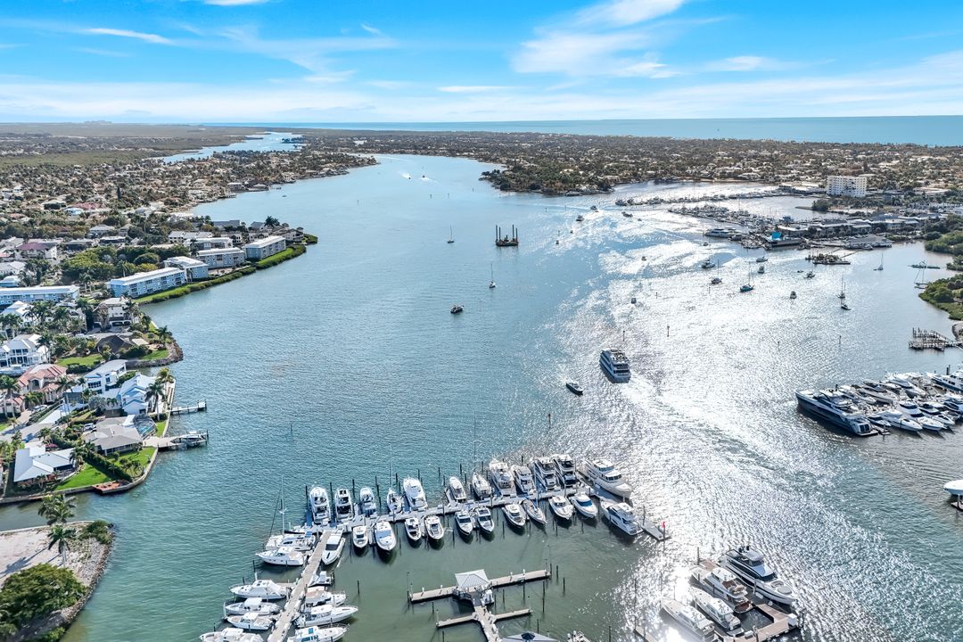 1135 3rd Ave S #209, Naples, FL 34102