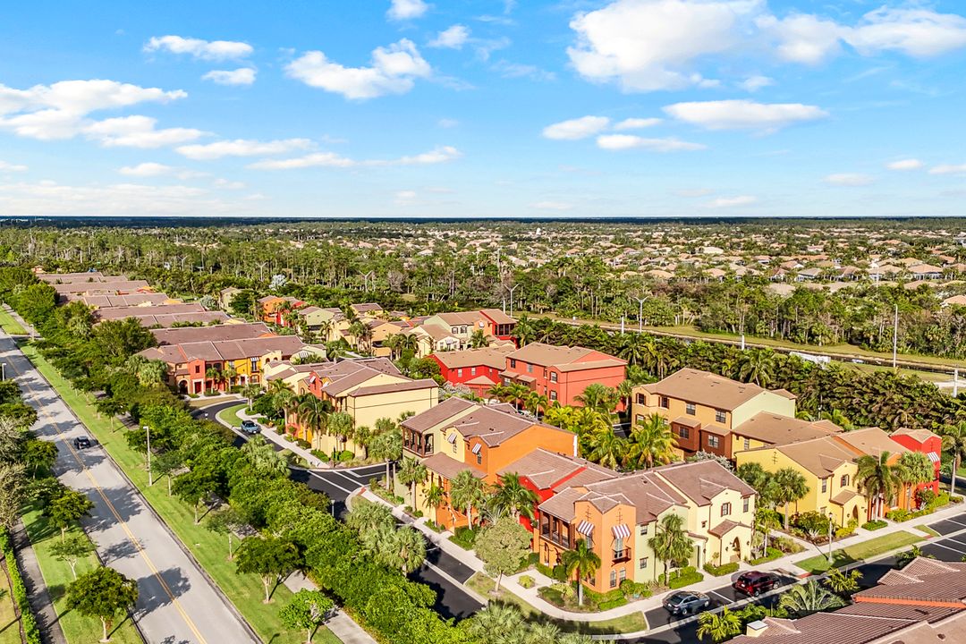 8985 Cambria Cir #2103, Naples, FL 34113