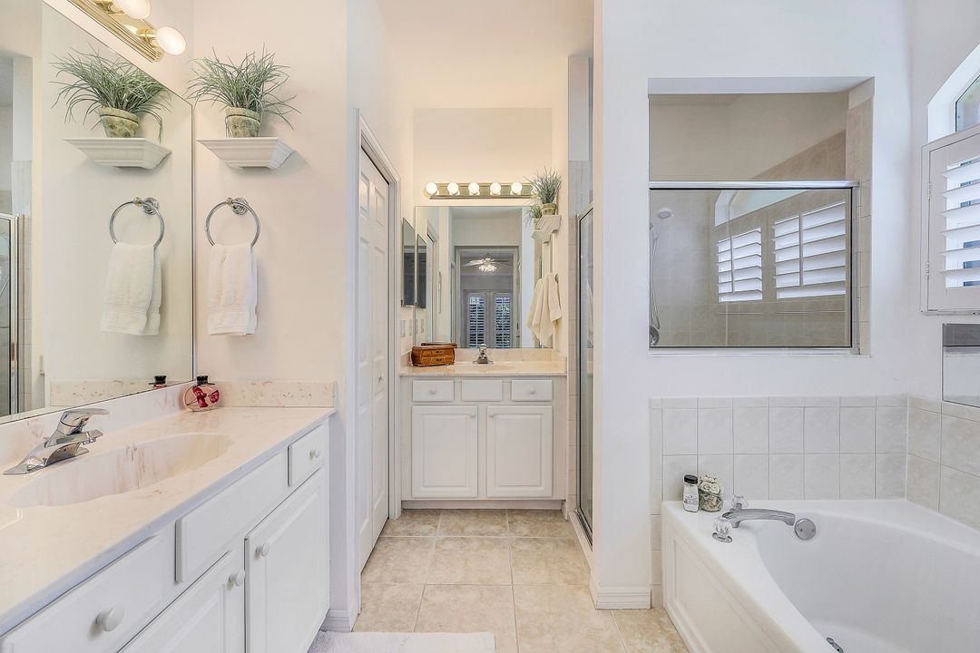 6721 Calumet Dr, Naples, FL 34113