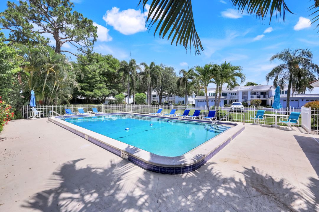 240 Palm River Blvd #202, Naples, FL 34110