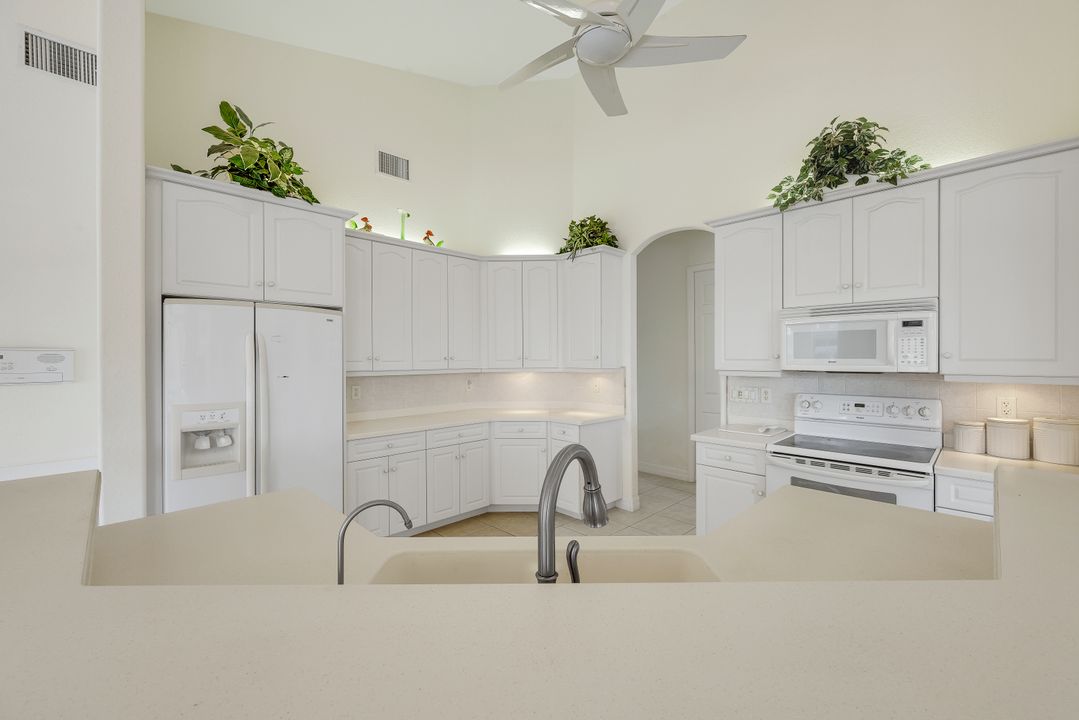 1632 Savona Pkwy, Cape Coral, FL 33904