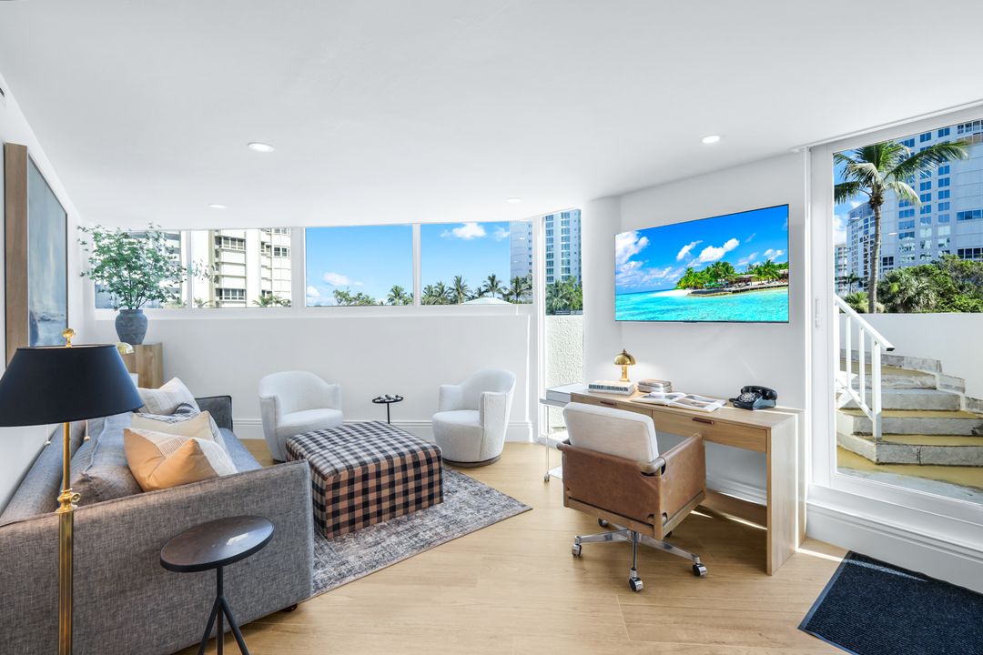 4041 Gulf Shore Blvd N #109, Naples, FL 34103