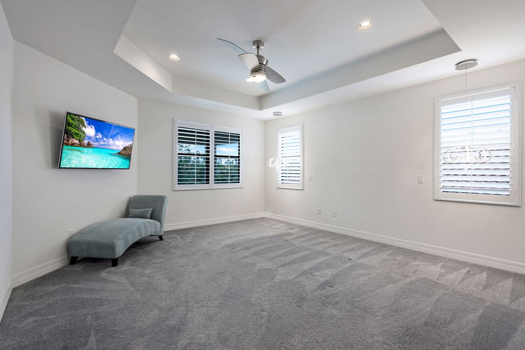 10059 Chesapeake Bay Dr, Fort Myers, FL 33913