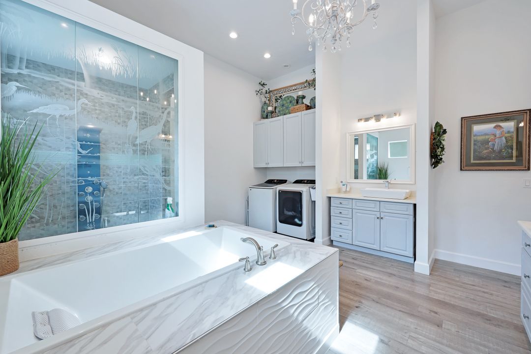 5203 Raintree Ln, Naples, FL 34113