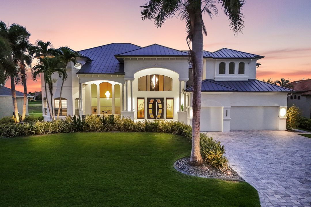 11929 Princess Grace Ct, Cape Coral, FL 33991