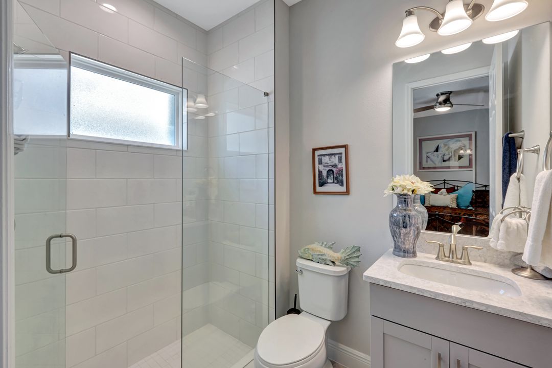 6219 Golden Nettle Dr, Apollo Beach, FL 33572