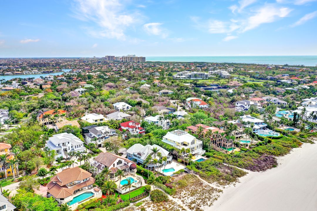 336 Seabreeze Dr, Marco Island, FL 34145