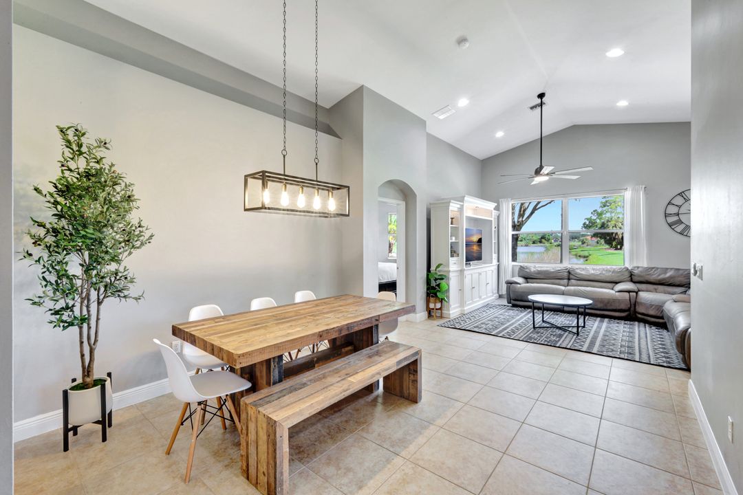 1574 Double Eagle Trail, Naples, FL 34120