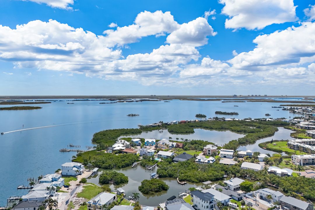 21500-21504 Indian Bayou Dr, Fort Myers Beach, FL 33931