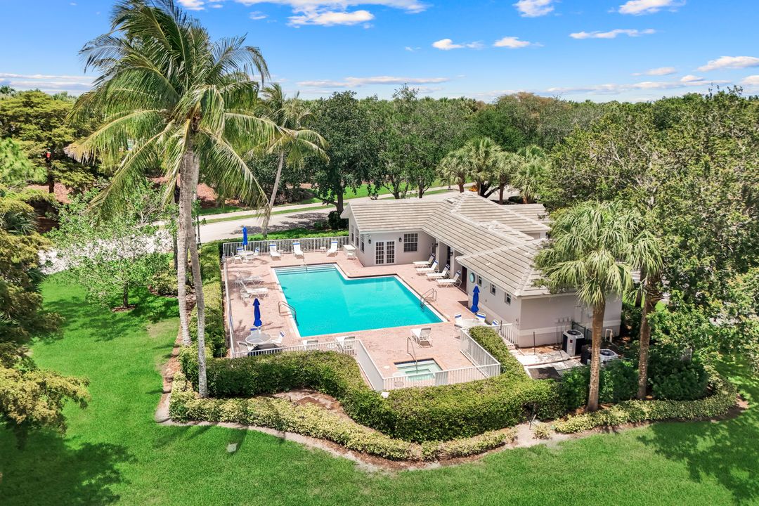 9271 Indigo Isle Ct #101, Estero, FL 34135