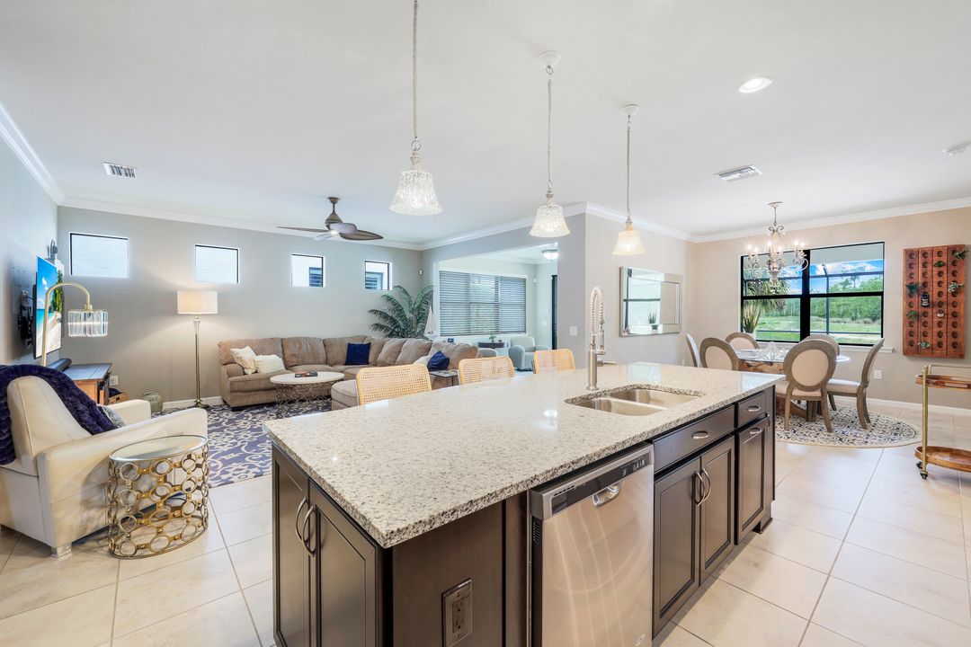 7408 Winding Cypress Dr, Naples, FL 34114