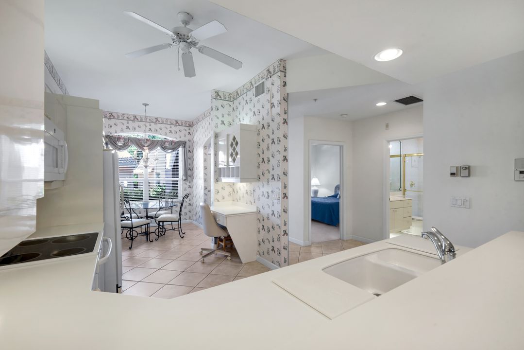 2036 Cascades Dr #7, Naples, FL 34112