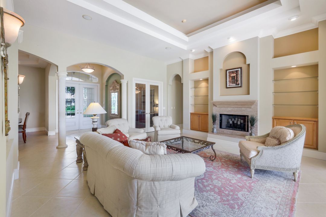 22949 Shady Knoll Dr, Bonita Springs, FL 34135