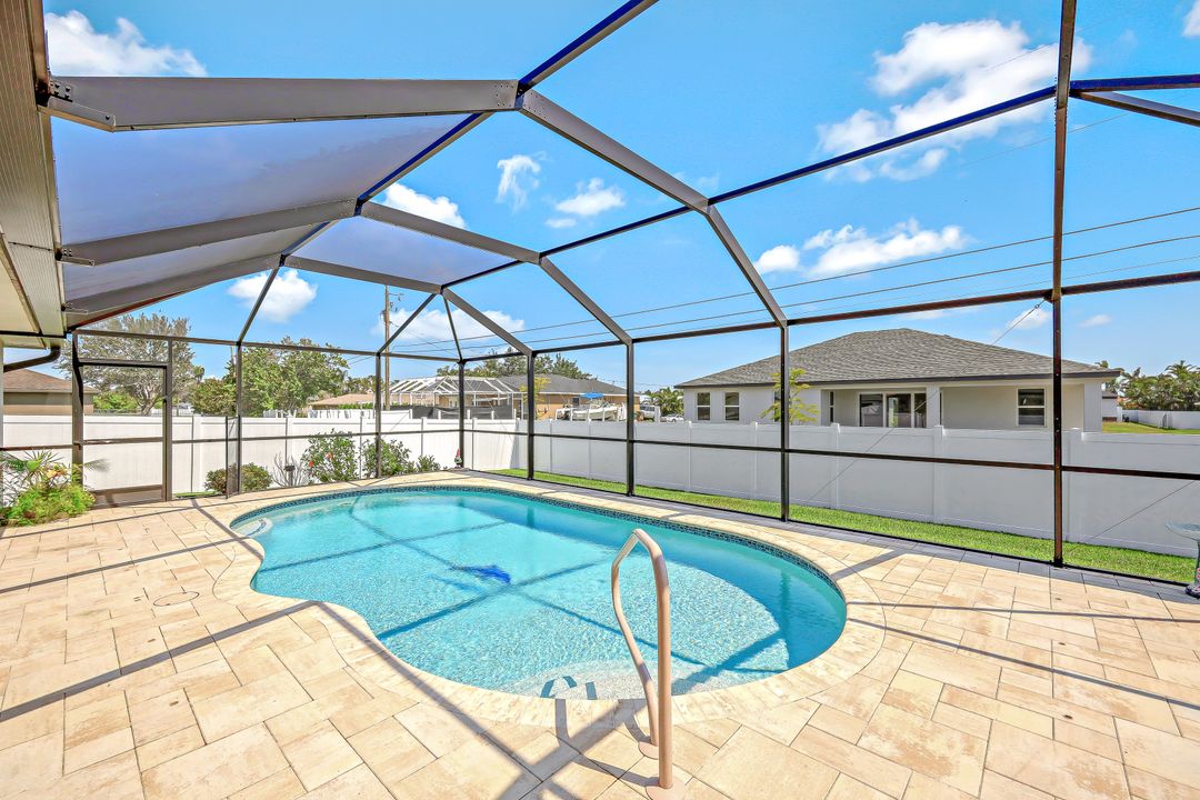 1422 SW 13th St, Cape Coral, FL 33991