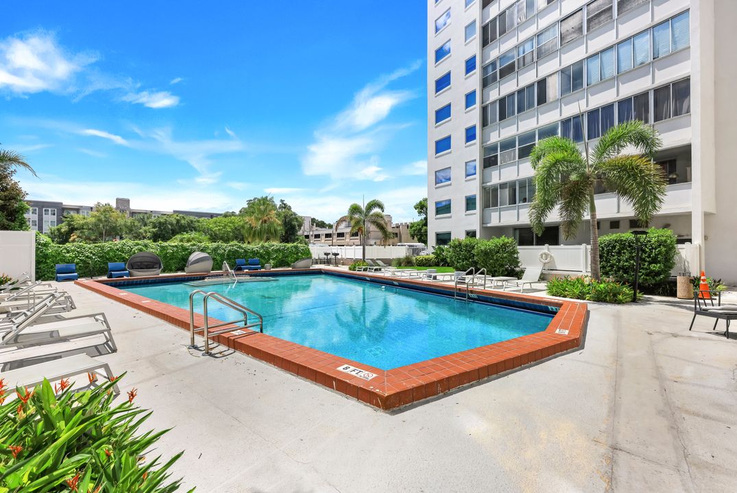 20 W Lucerne Cir, Orlando, FL 32801