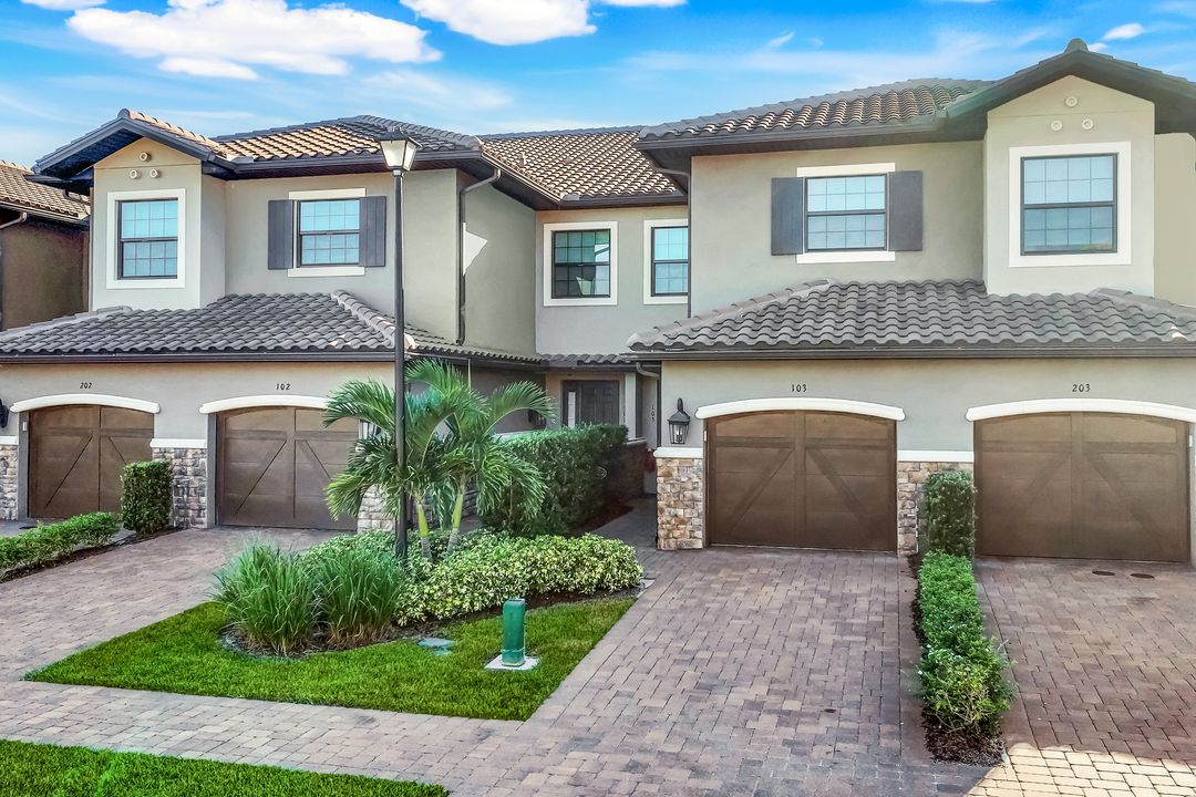 9641 Montelanico Loop #103, Naples, FL 34119