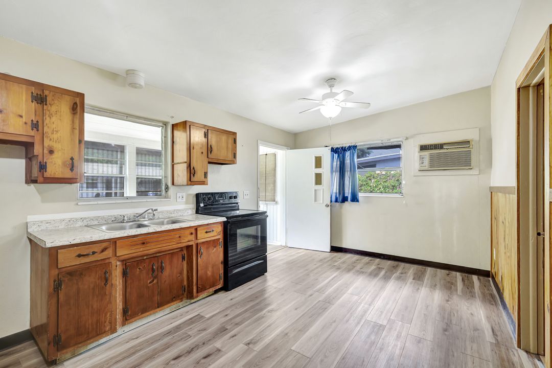 74 Cypress St, North Fort Myers, FL 33903