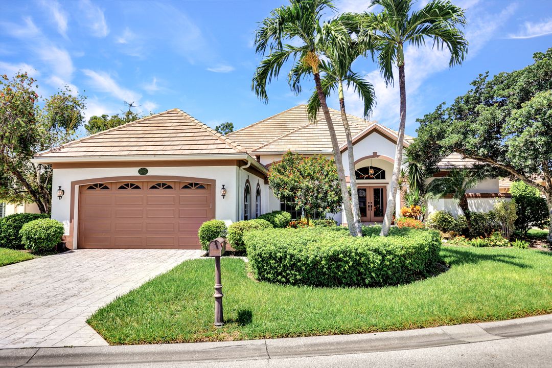 12790 Silverthorn Ct, Bonita Springs, FL 34135