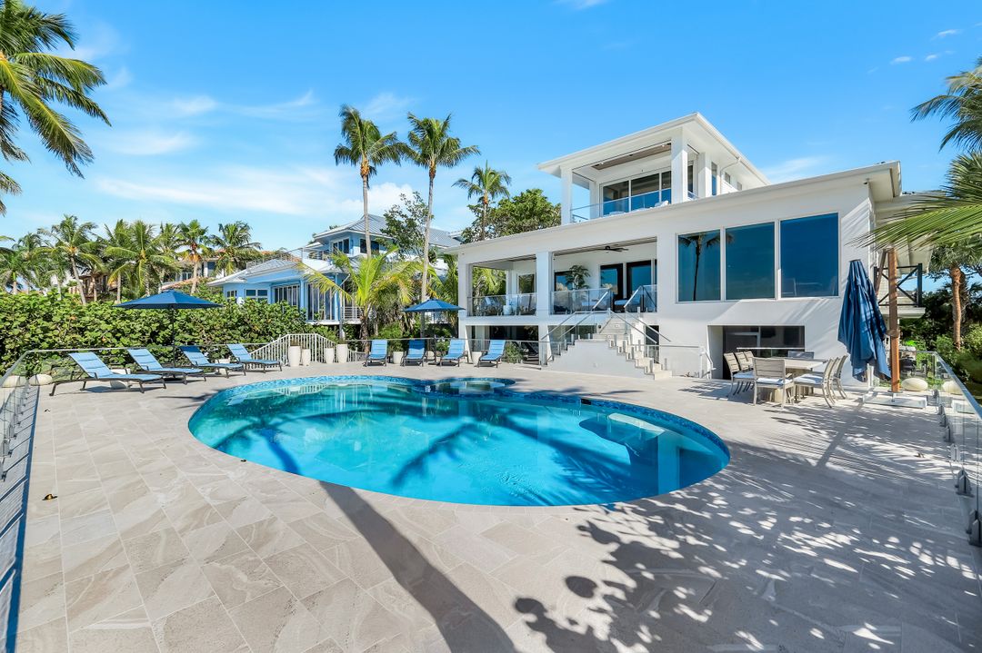 310 Seabreeze Dr, Marco Island, FL 34145