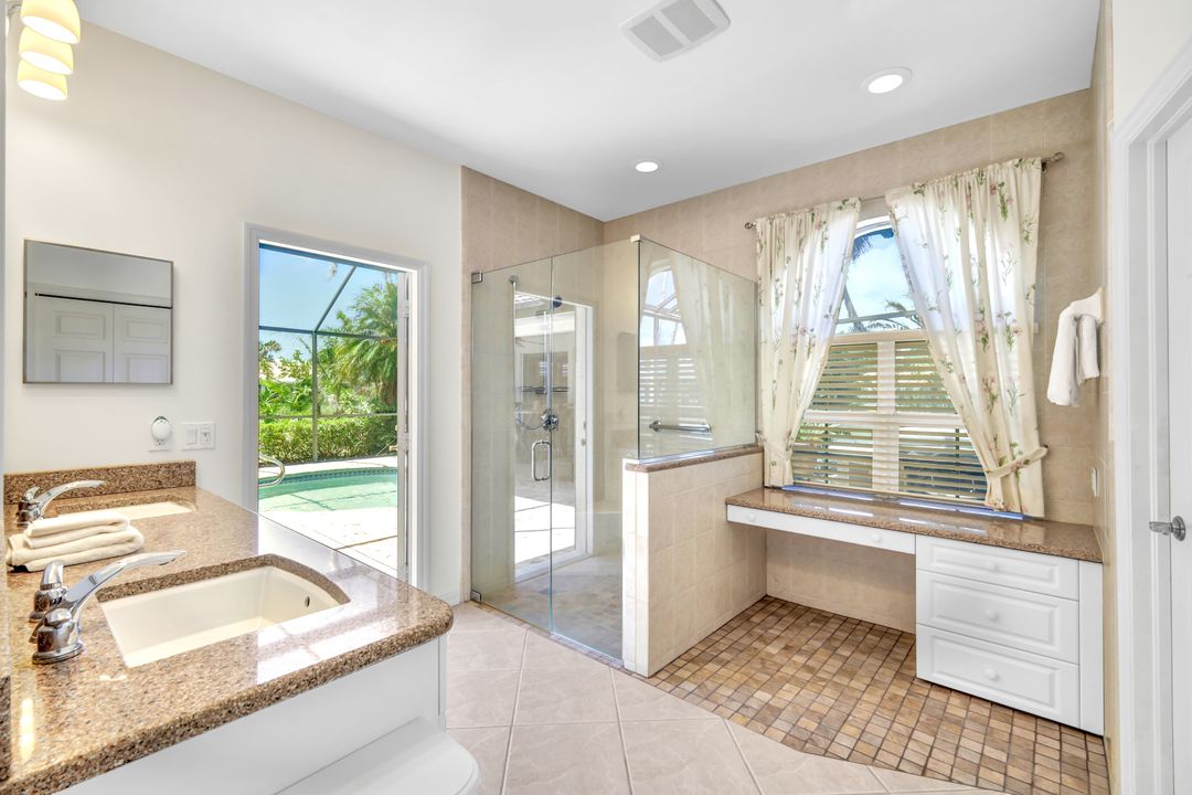 4383 Pomarine Ct, Naples, FL 34119