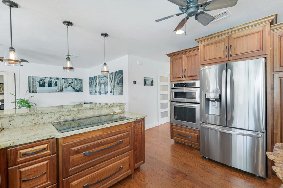 284 Polynesia Ct, Marco Island, FL 34145